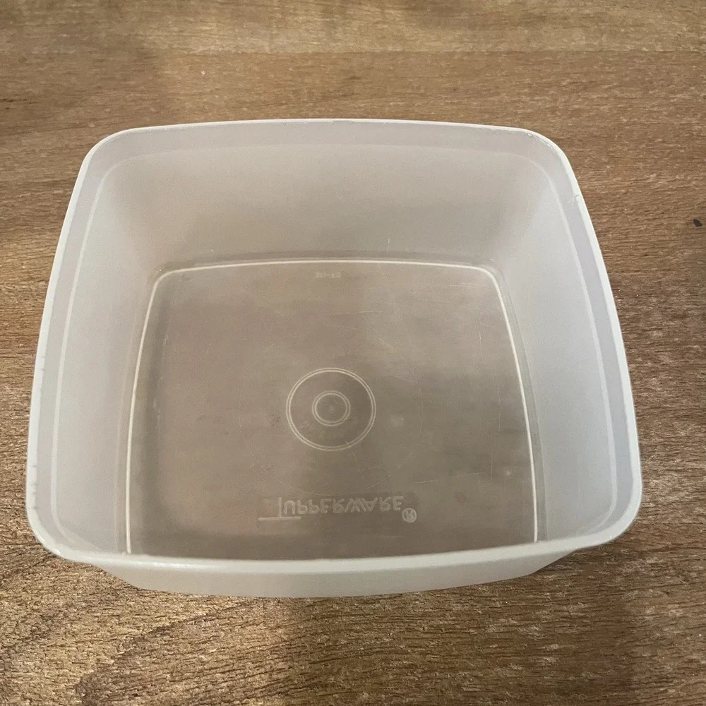 VTG Tupperware Sheer Freezer Storage Containers Mint Lids Made in USA Lot of‎ 2